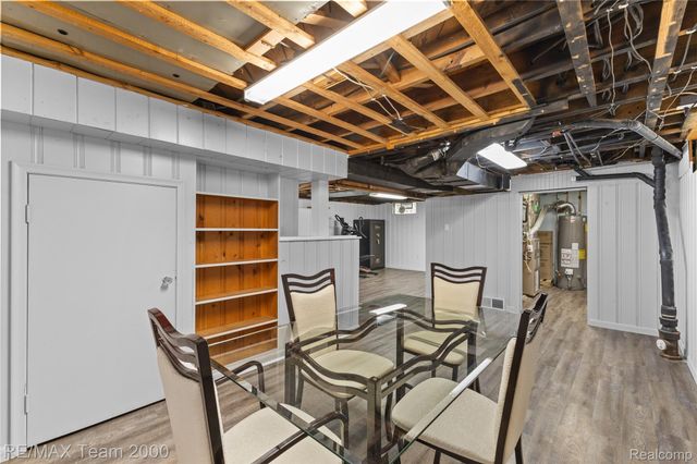 2824 Bennett Street, Dearborn, MI 48124