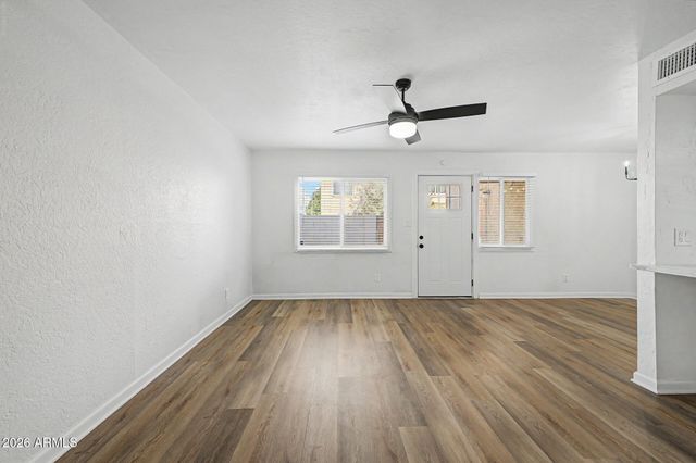 948 S ALMA SCHOOL Road 13, Mesa, AZ 85210