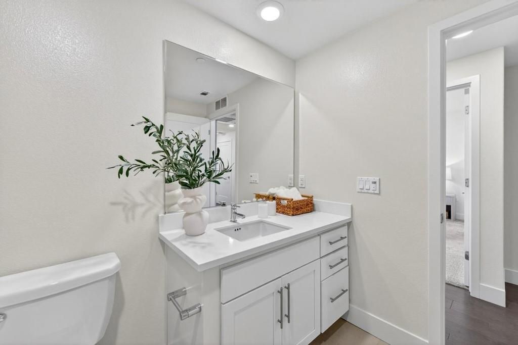 Image 18 of property listing at 1690 Delano Street 20, Milpitas, CA 95035