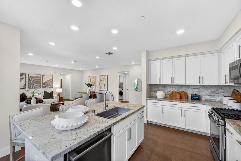 Image 6 of property listing at 1690 Delano Street 20, Milpitas, CA 95035