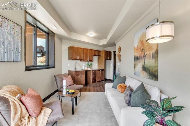 1060 Neon Moon View, Manitou Springs, CO 80829