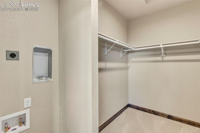 1060 Neon Moon View, Manitou Springs, CO 80829