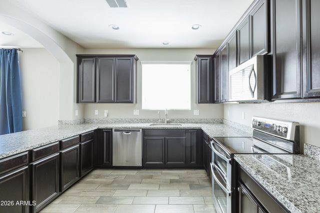 9419 S 34TH Lane, Laveen, AZ 85339