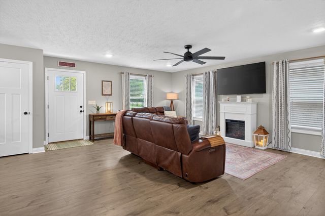 309 Gallahadion Court, Winchester, KY 40391