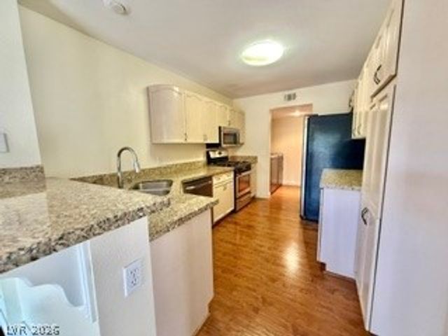 7744 ALMERIA Avenue 0, Las Vegas, NV 89128