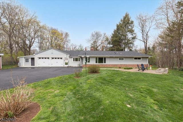 1590 Valley Rd, Long Hill Twp., NJ 07946