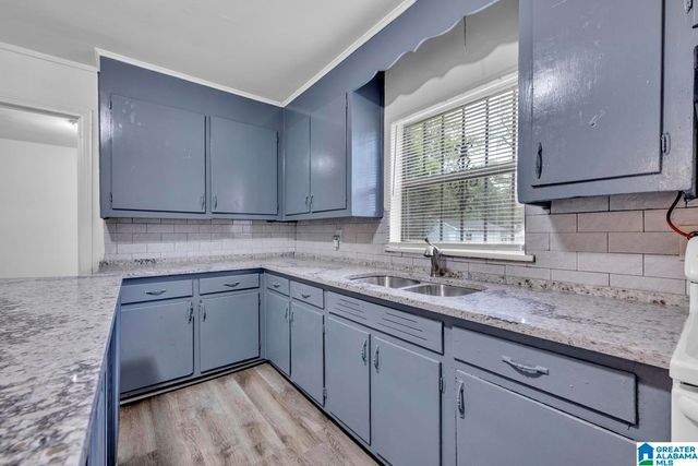1725 MIMS AVENUE SW, Birmingham, AL 35211