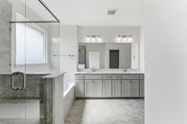 2300 Shamrock Lane, Weatherford, TX 76087