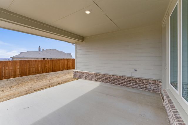 2300 Shamrock Lane, Weatherford, TX 76087