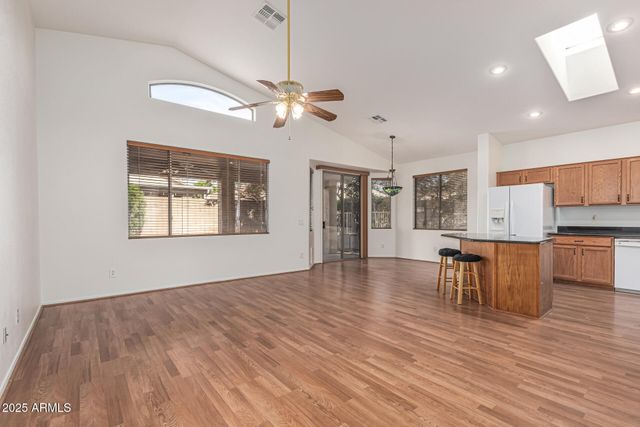 17632 W ARCADIA Drive, Surprise, AZ 85374