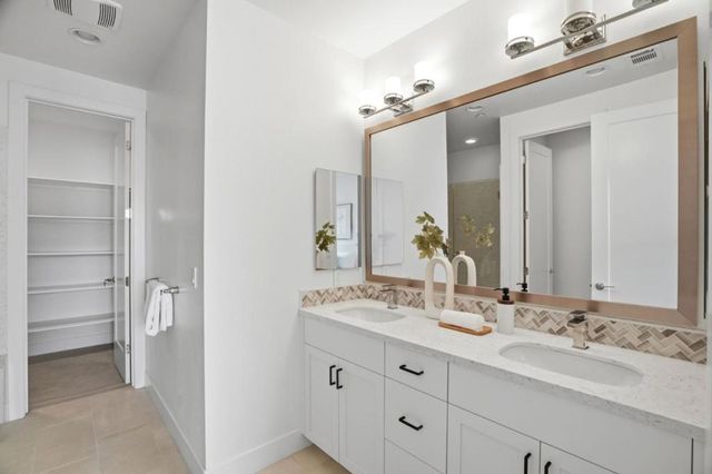 39185 State Street, Fremont, CA 94538