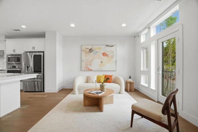 39185 State Street, Fremont, CA 94538