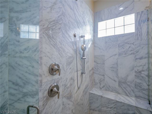 1740 Oval Circle, Las Vegas, NV 89117