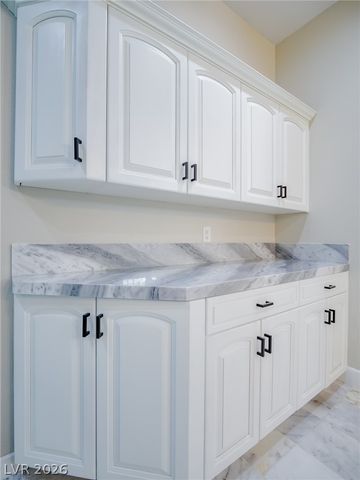 1740 Oval Circle, Las Vegas, NV 89117