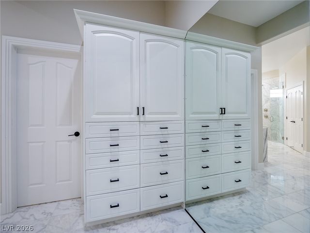 1740 Oval Circle, Las Vegas, NV 89117