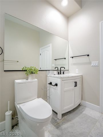 1740 Oval Circle, Las Vegas, NV 89117