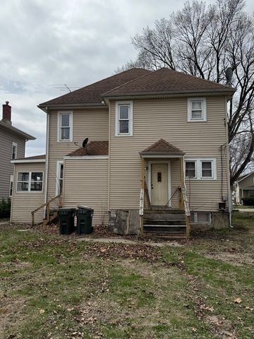 706 Locust Street, Sterling, IL 61081