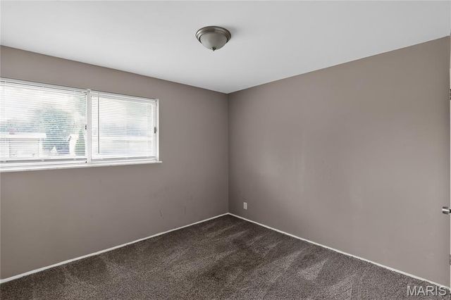 10320 Varnum Drive, St Louis, MO 63136