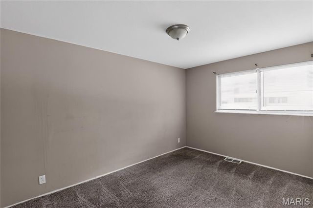 10320 Varnum Drive, St Louis, MO 63136
