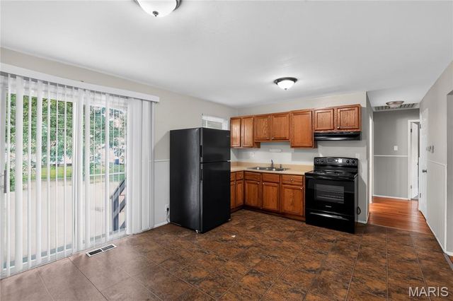 10320 Varnum Drive, St Louis, MO 63136