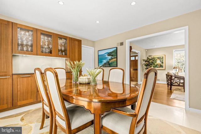 4225 50TH ST NW, Washington, DC 20016