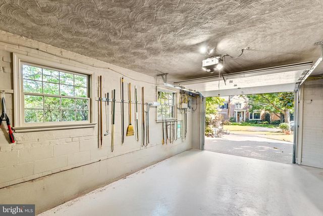 4225 50TH ST NW, Washington, DC 20016