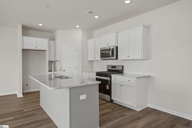 112 Wilson School Street, Simpsonville, SC 29681