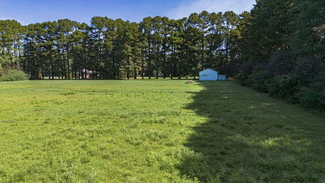 1560 Meacham Lane, Paducah, KY 42003