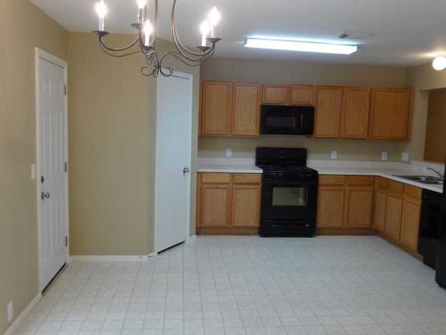 3443 Becker Glen Street, Fresno, TX 77545