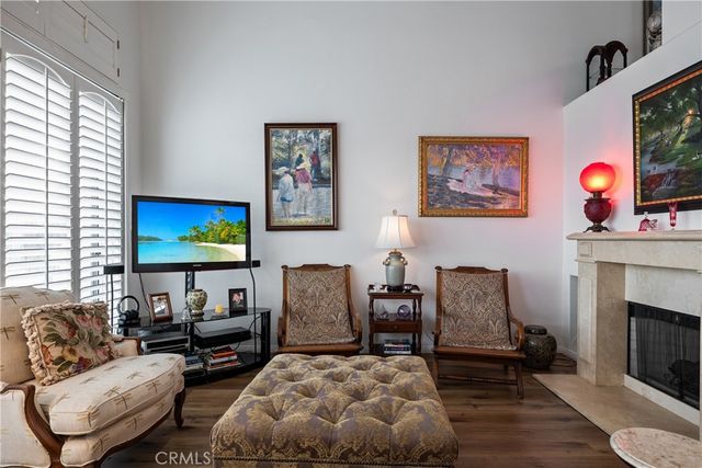 1942 Caminito De La Estrella, Glendale, CA 91208