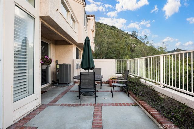 1942 Caminito De La Estrella, Glendale, CA 91208