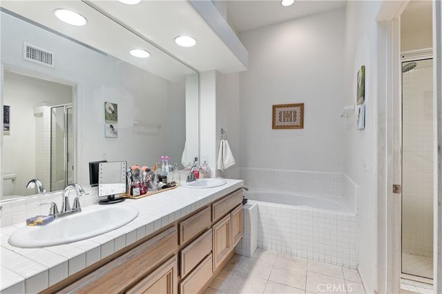 1942 Caminito De La Estrella, Glendale, CA 91208