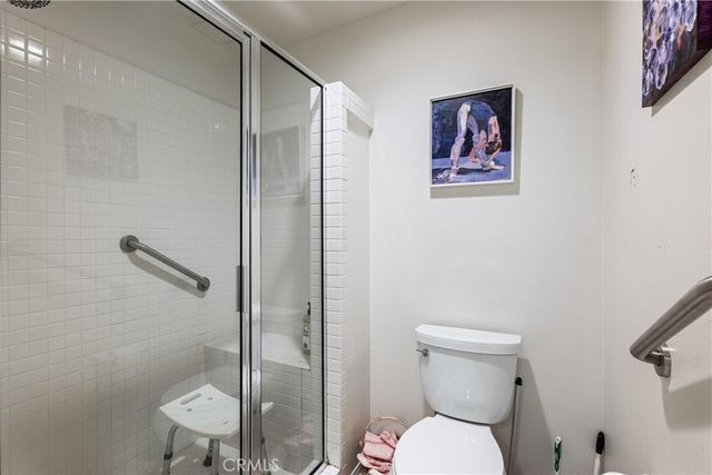 1942 Caminito De La Estrella, Glendale, CA 91208