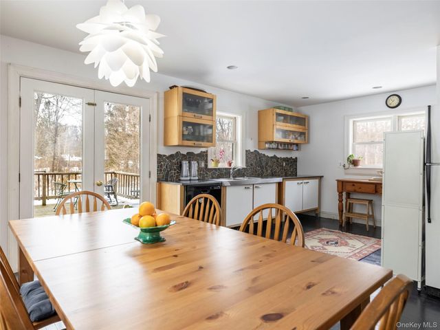 74 Lemon Lane, Rhinebeck, NY 12572