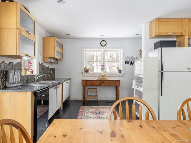 74 Lemon Lane, Rhinebeck, NY 12572