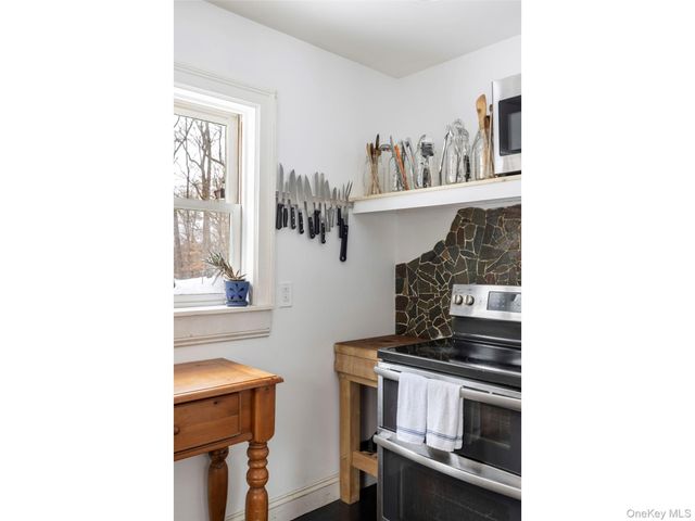 74 Lemon Lane, Rhinebeck, NY 12572