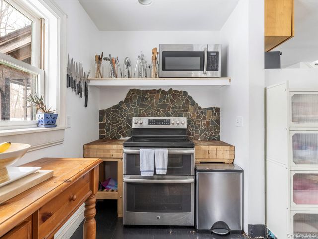 74 Lemon Lane, Rhinebeck, NY 12572