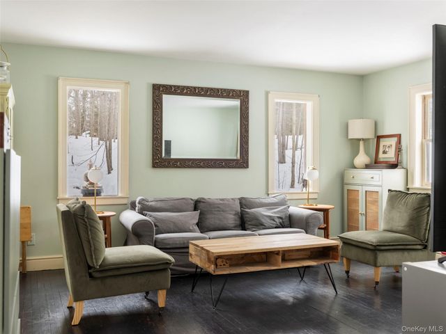 74 Lemon Lane, Rhinebeck, NY 12572