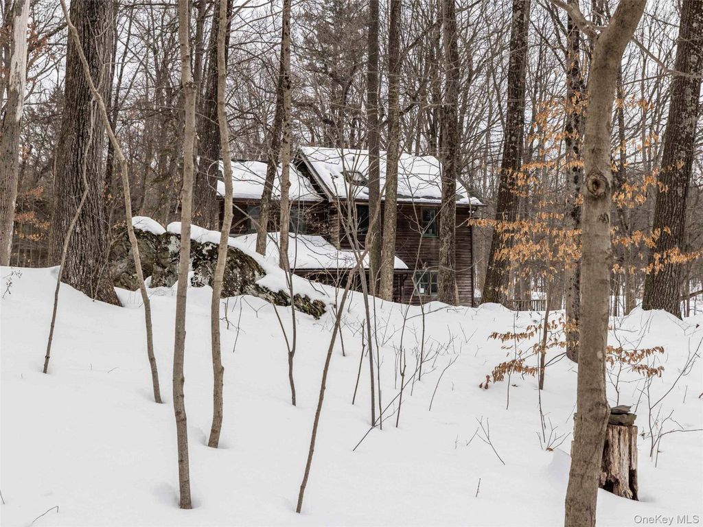 74 Lemon Lane, Rhinebeck, NY 12572