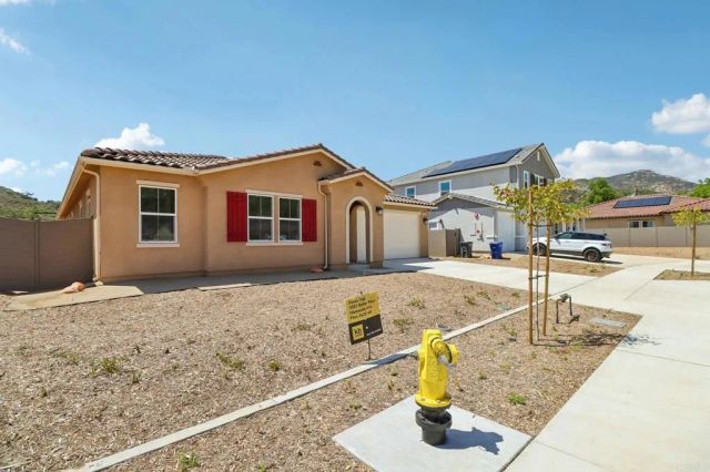 3521 Butler Place, Escondido, CA 92027