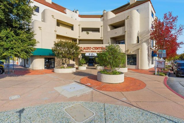 153 California Avenue F215, Palo Alto, CA 94306