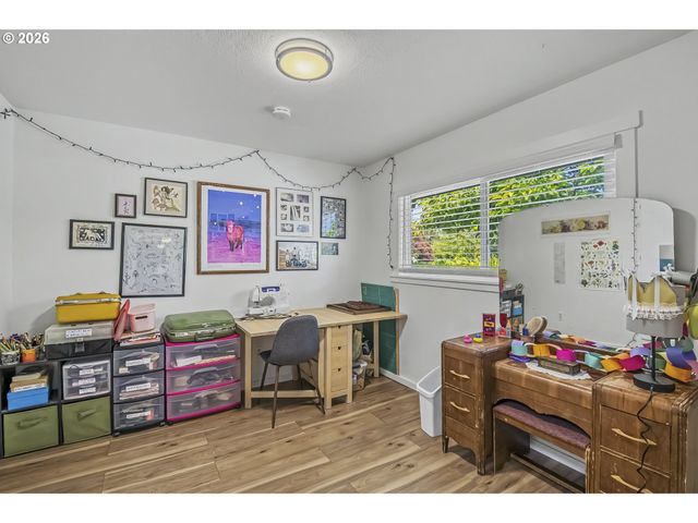 2523 Ne 111TH Ave, Portland, OR 97220