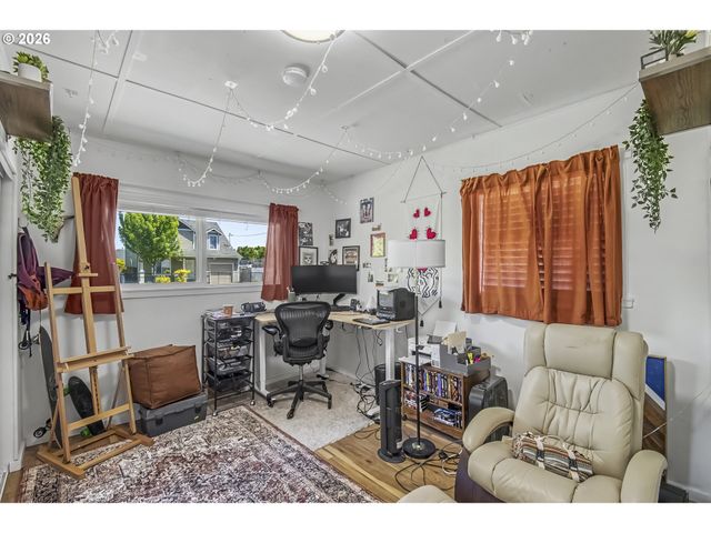 2523 Ne 111TH Ave, Portland, OR 97220