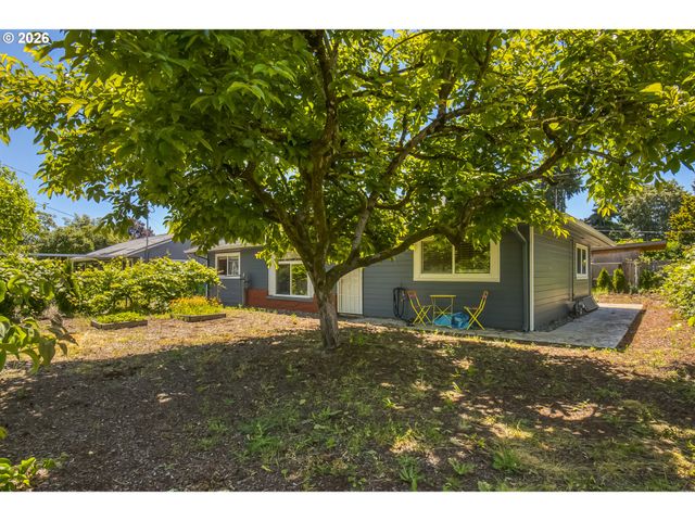 2523 Ne 111TH Ave, Portland, OR 97220
