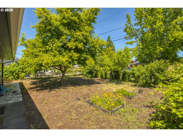 2523 Ne 111TH Ave, Portland, OR 97220