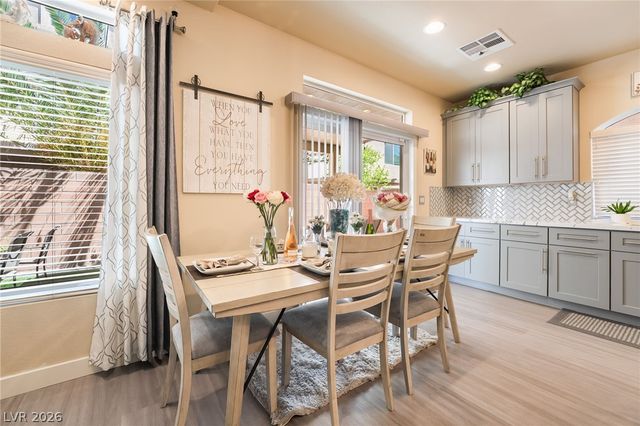 6028 Thistle Meadow Avenue, Las Vegas, NV 89139