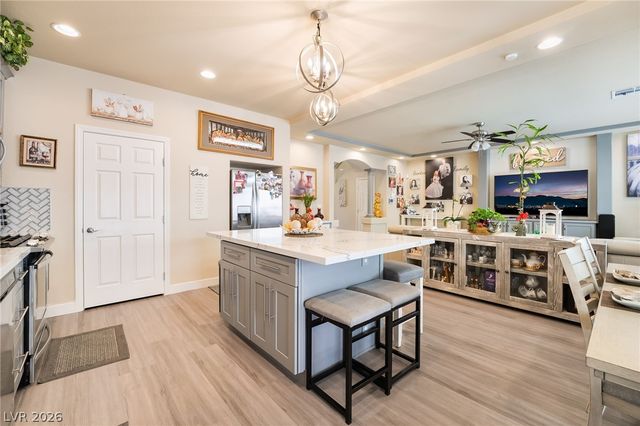 6028 Thistle Meadow Avenue, Las Vegas, NV 89139