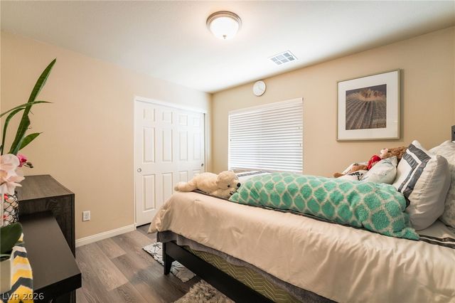 6028 Thistle Meadow Avenue, Las Vegas, NV 89139