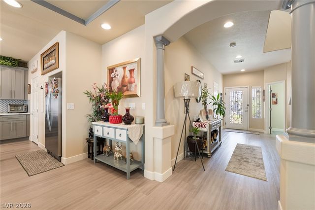 6028 Thistle Meadow Avenue, Las Vegas, NV 89139