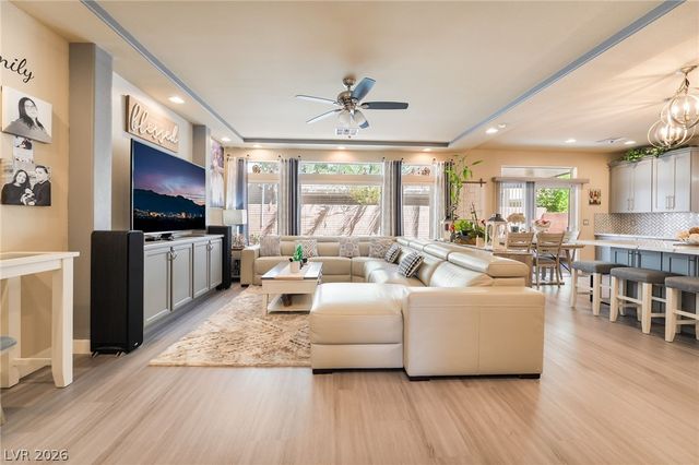 6028 Thistle Meadow Avenue, Las Vegas, NV 89139